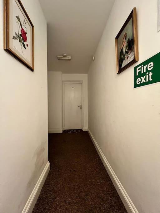 Bright, First Floor, One Bedroom Flat In Wimborne Wimborne Minster Dış mekan fotoğraf